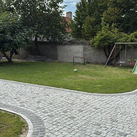 Maison Familiale Entre Et Campagne * Putot-en-Bessin